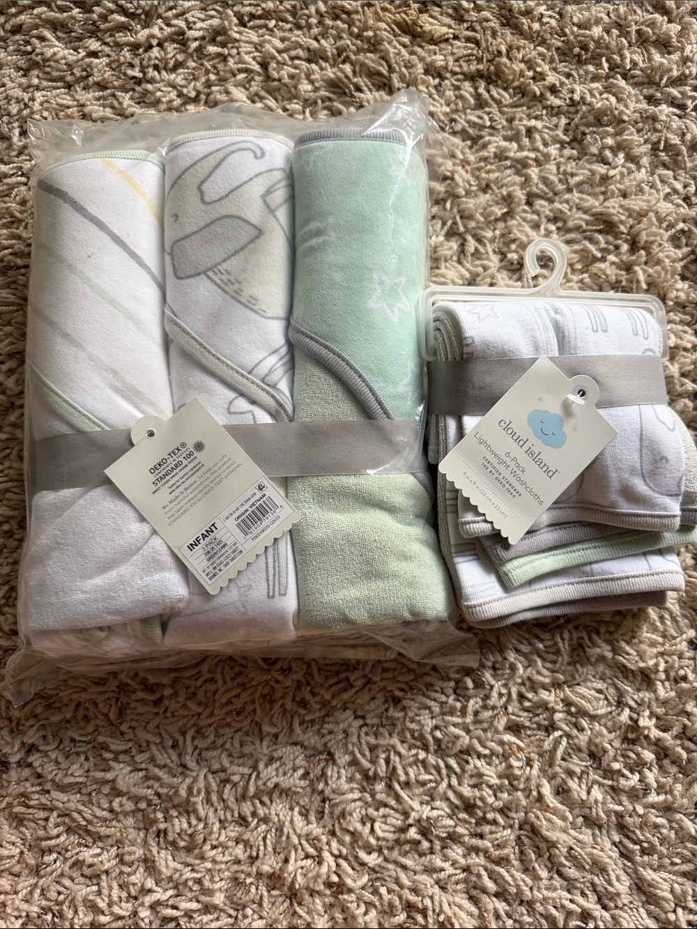 cloud island Baby Hooded Towels & Washcloths Set - Mint White Gray